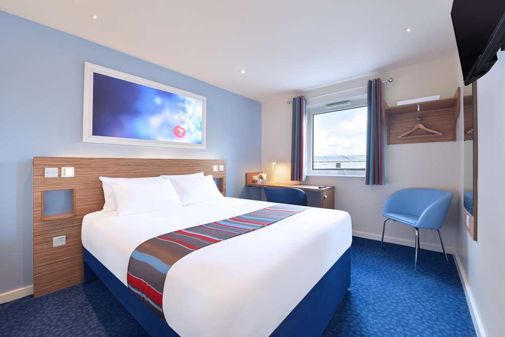 Travelodge Bedford Wyboston Room photo